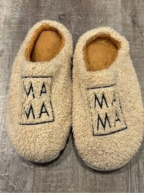 Cozy Mama Sherpa Slippers for Women - Cream